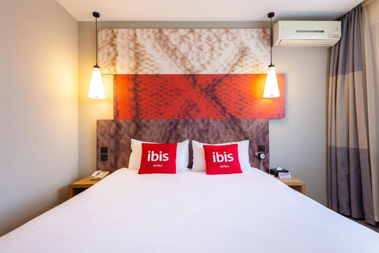 Ibis Lanzhou Zhangye Road Hotel Exterior photo